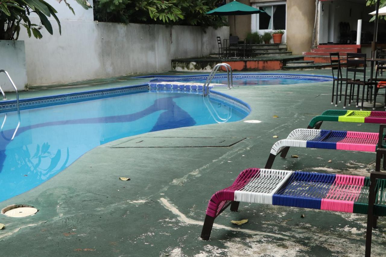 Hotel Quinta Avenida ปาเลงเก ภายนอก รูปภาพ
